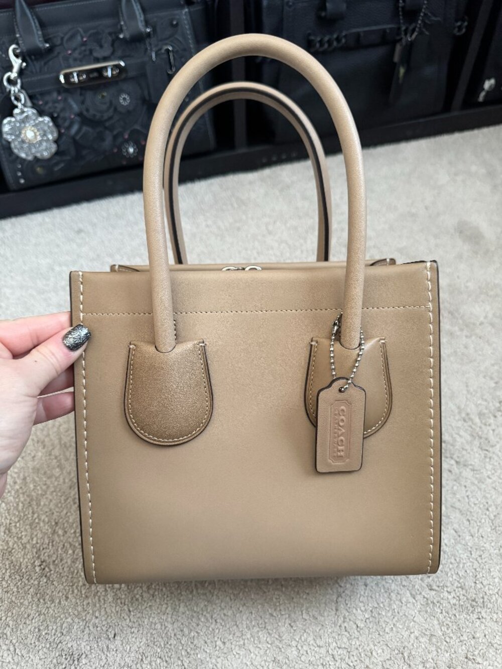 Coach Cashin 22 in Taupe, EUC